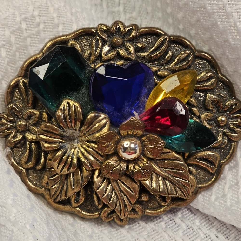 Brooch - Picture 5 of 8